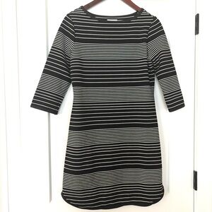 Max Studio Black and White Long Sleeve Dress
